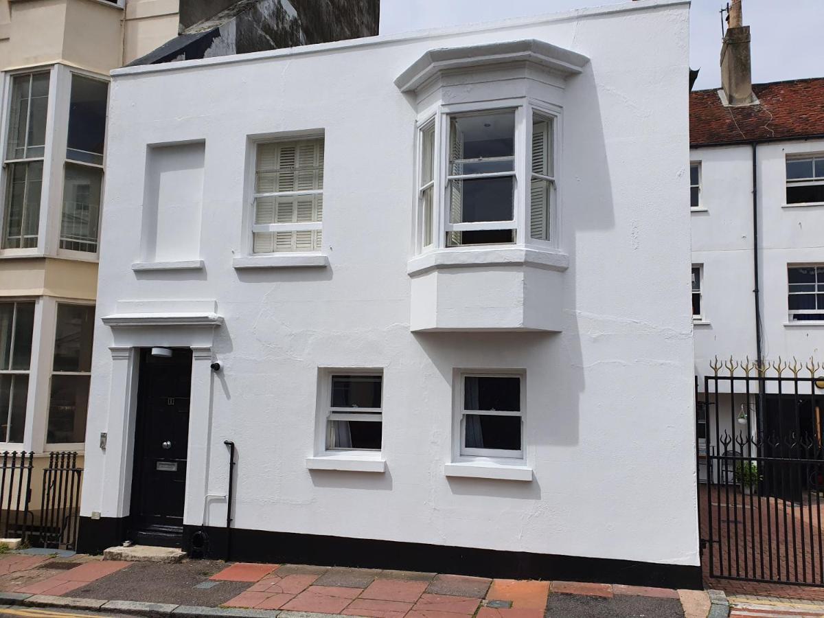 Готель Waynes Place Brighton Екстер'єр фото