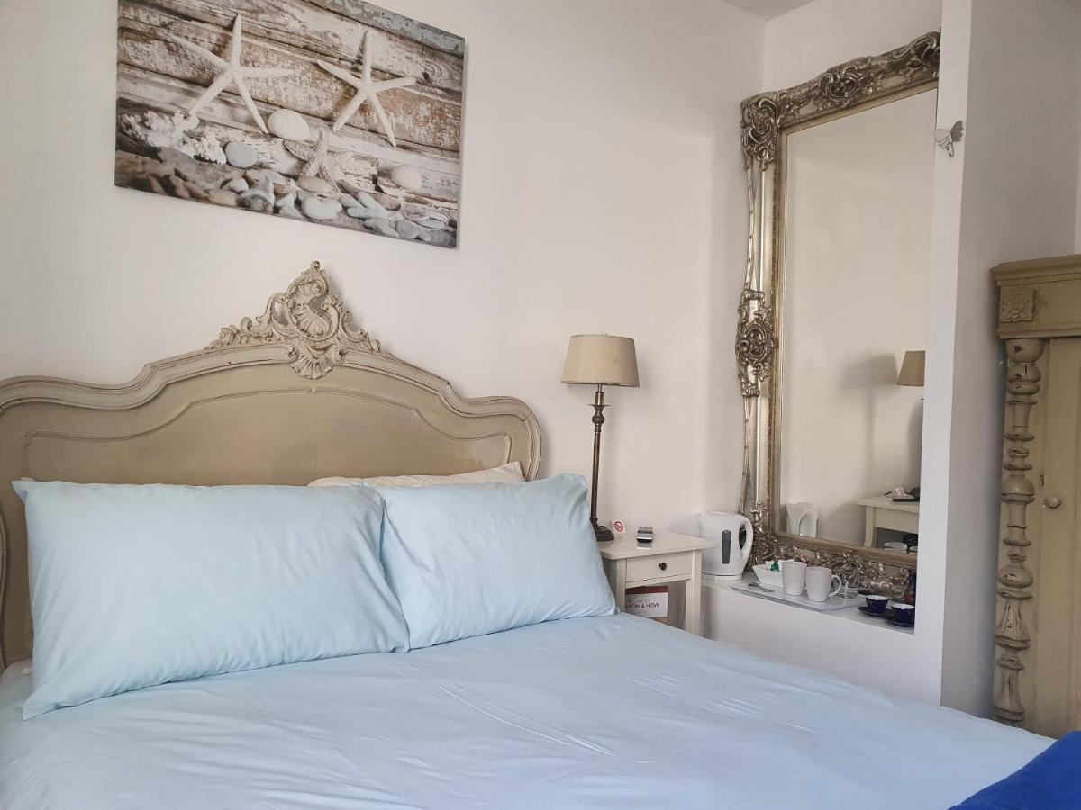 Готель Waynes Place Brighton Екстер'єр фото