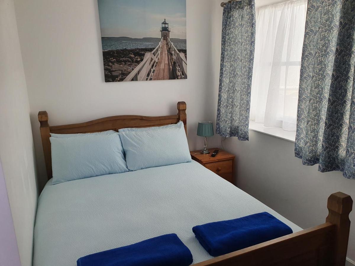 Готель Waynes Place Brighton Екстер'єр фото