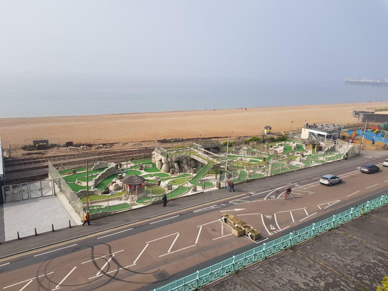 Готель Waynes Place Brighton Екстер'єр фото